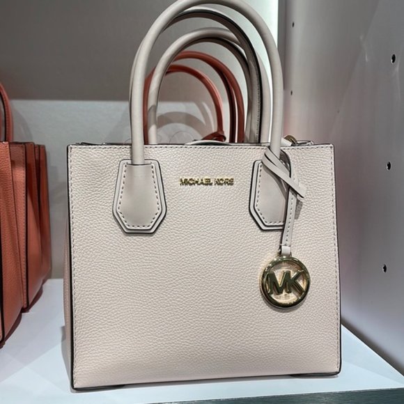 Michael Kors Mercer Medium Leather Messenger Powder Blush - Picture 4 of 16